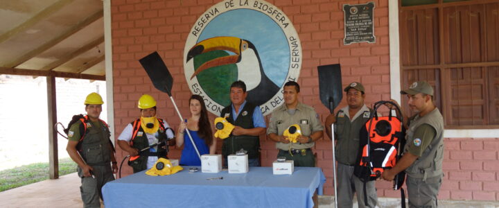 Mission Matafuego: Fire extinguishing and protection material for park rangers